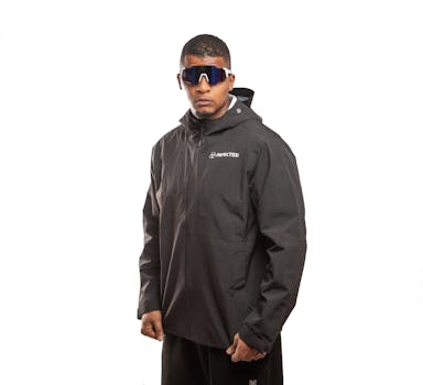 Italská pánská móda pro léto: Stylové tipy a materiály pro 2023